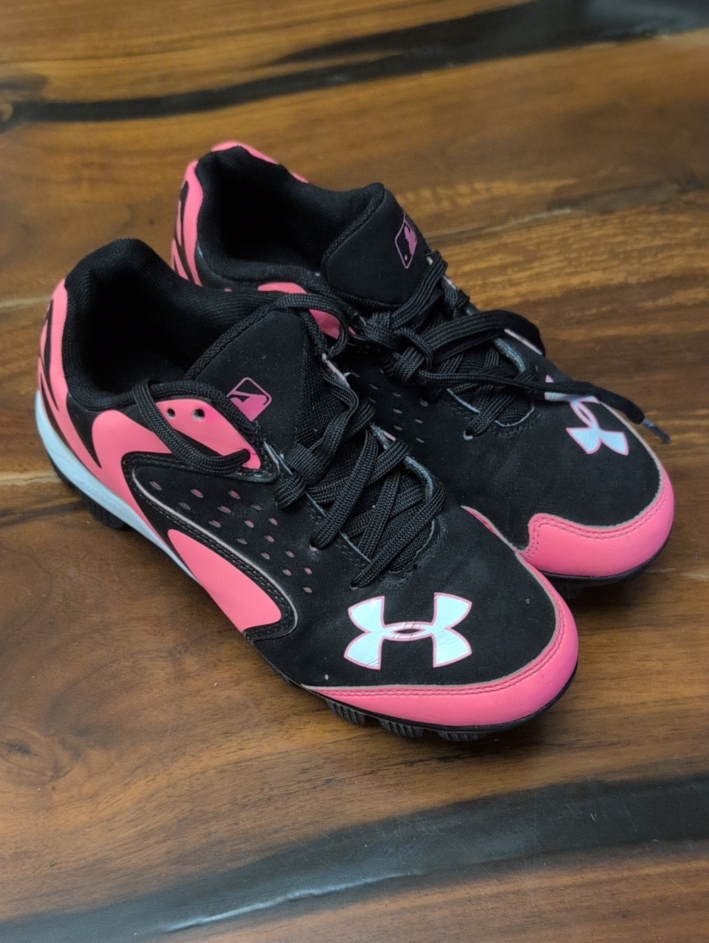 Youth UA Softball Cleats 4